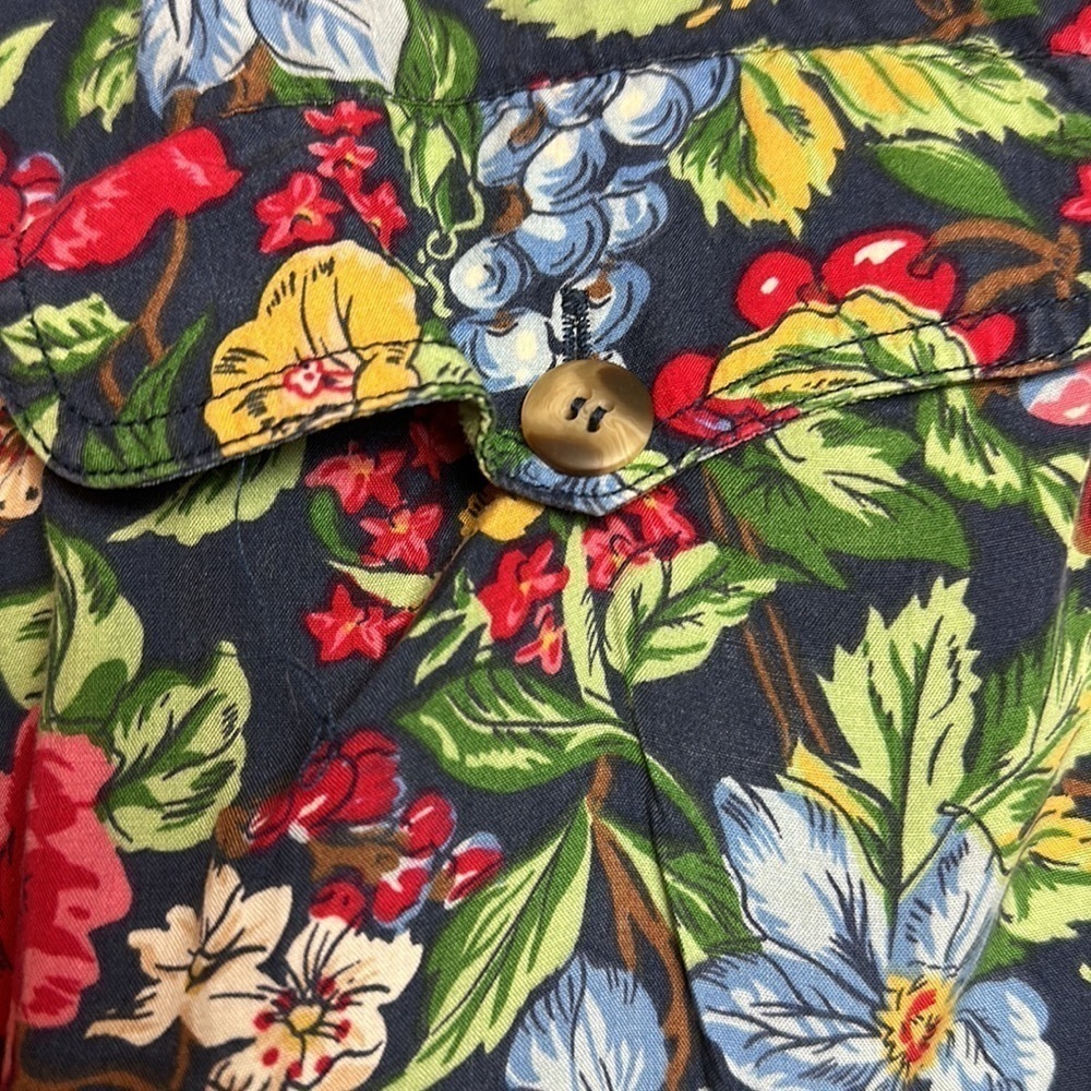 Vintage Liz Wear Fruit Floral Shirt Women’s S Rayon Button Down 90s Cottagecore - Picture 4 of 10